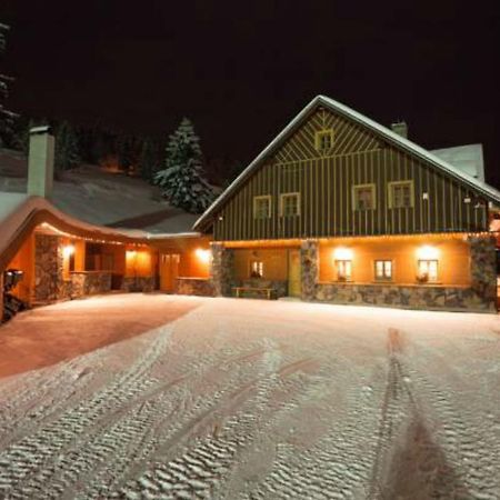 Residence Buffalo Špindlerŭv Mlýn Bilik gambar
